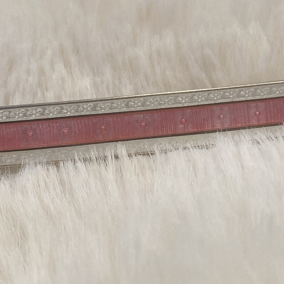 Pink Enamel Brooch - Picture 2 of 6